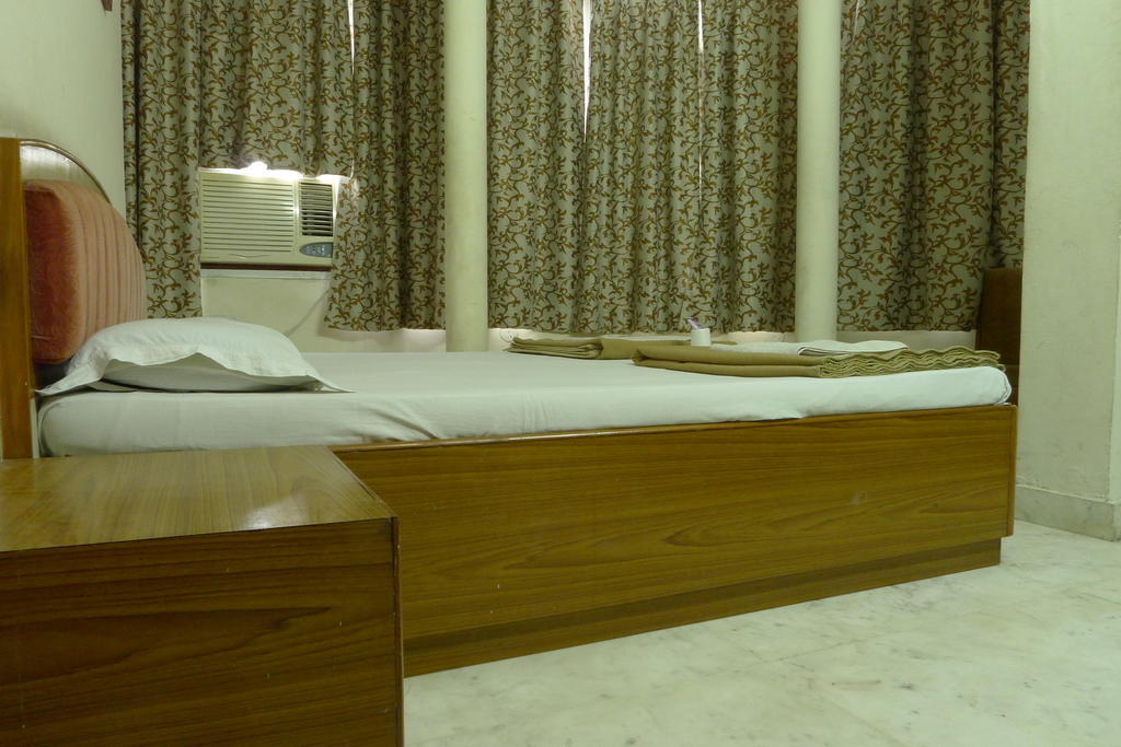 מלון אודייפור Kiran Palace מראה חיצוני תמונה